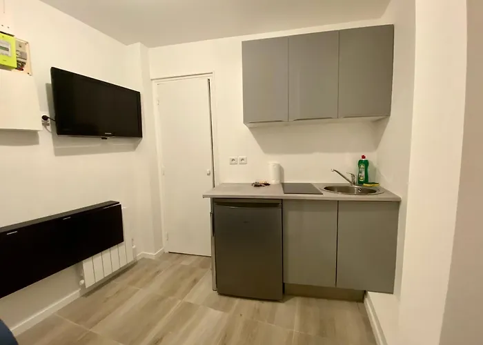 Petit Cocon Au Centre De - 027